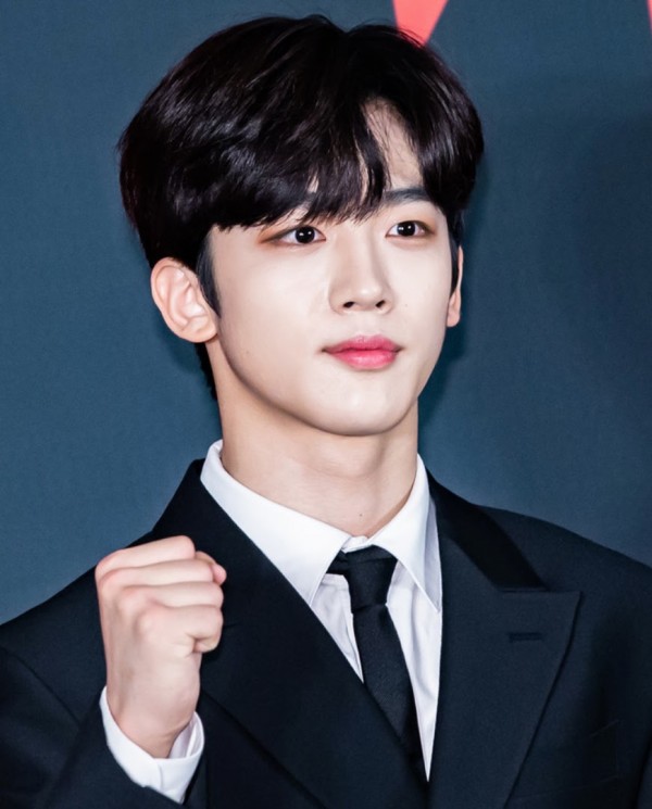 Inilah 10 Besar ID IDOL TERBAIK ’untuk Minggu Kelima bulan April 2020 Saat Per Penggemar Memilih Voting 