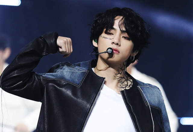 BTS KIM TAEHYUNG