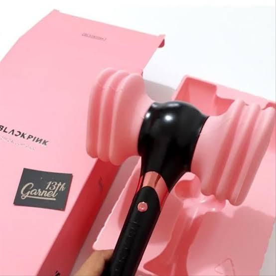10 Lightstick K-pop Paling Unik di K-pop: Mana Favoritmu?