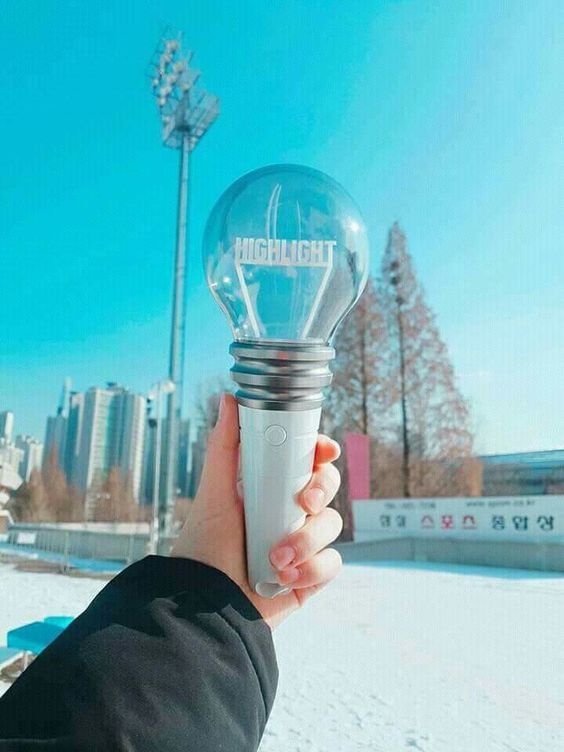 10 Lightstick K-pop Paling Unik di K-pop: Mana Favoritmu?