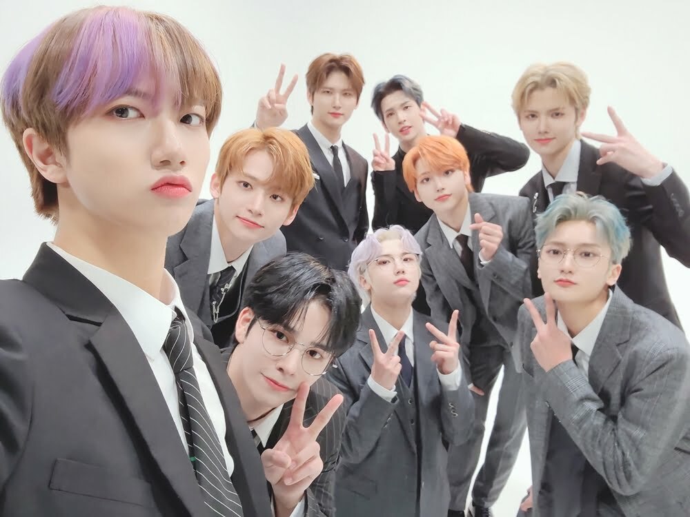 CRAVITY in Suits