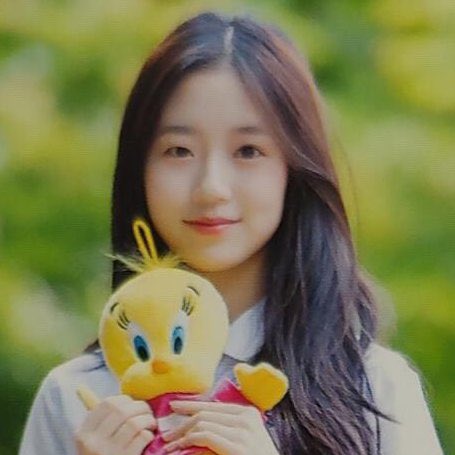 Trainee Wanita Yang Menjadi 'Calon' Anggota Girl Group Baru JYP Entertainment Menarik Perhatian