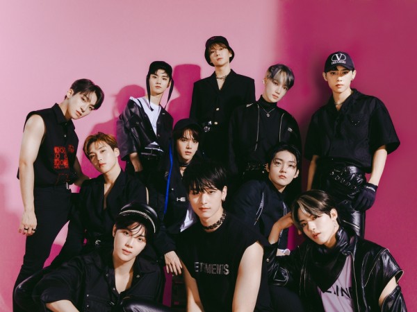 The Boyz untuk UNIVERSE