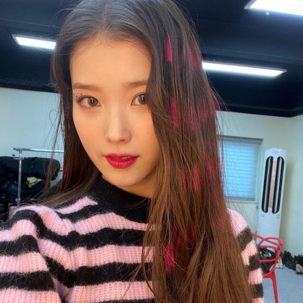 IU