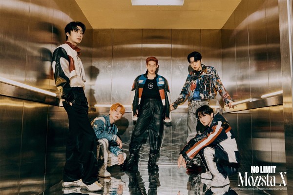 MONSTA X