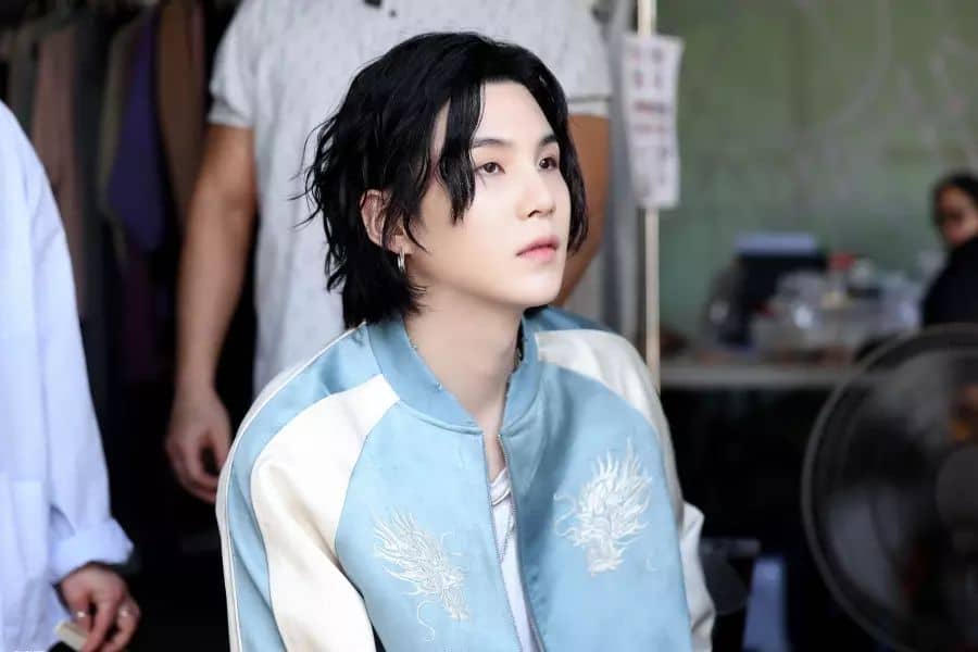Suga Bts Memuncaki 7 Tangga Lagu Billboard + Menjadi Artis K Pop Pertama Yang Mencapai No. 1 Di Tangga Album Rap Teratas
